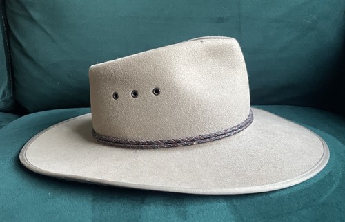 Statesman 100% Pure Rabbit Fur Felt Cowboy Hat Size 56 Australian Wide Brim - Picture 1 of 8