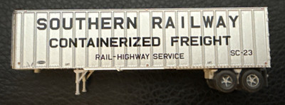 N Scale Trainworx 40435-08 40' Drop Frame SOUTHERN RAILWAY NIB. OOP  VERY RARE!