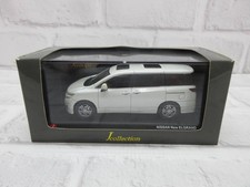 Kyosho J Collection Nissan Elgrand White Pearl 1/43 Minicar Collector's