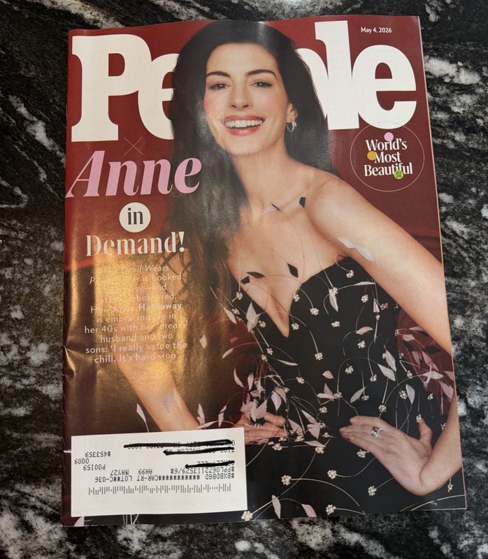 People Magazine  May 4th 2026 Anne Hathaway Brand New!