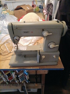 Vintage PFAFF 360 Automatic Sewing Machine Germany w/ Foot Pedal Tested Works