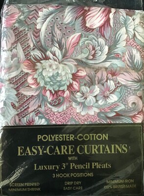 1 Paar Polyester Baumwolle Vorhänge in Toskana Burgund Blumendetail W94 T90 