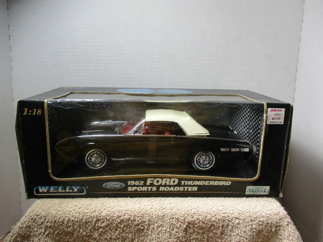 Welly ford thunderbird
