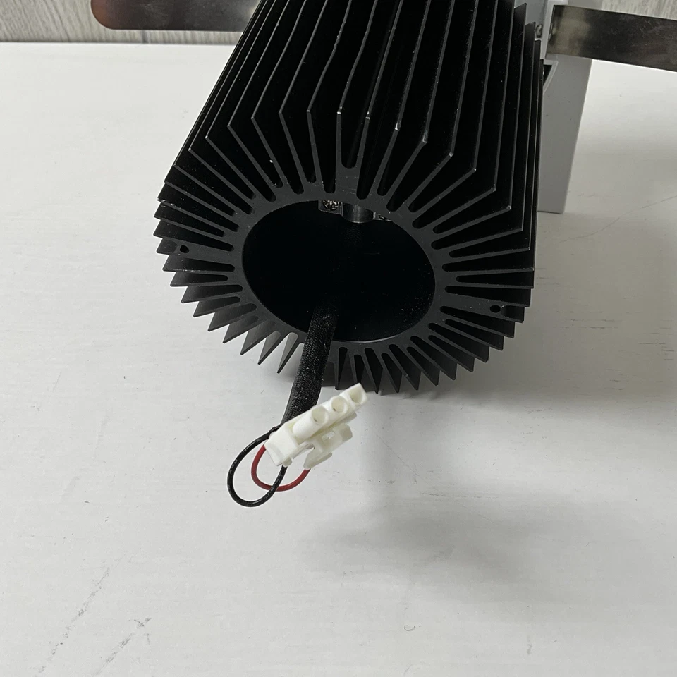 WAC Lighting HR-3LED-T518N-35 - LED 3-Inch Open Square Trim White Tested - Image 4 of 4