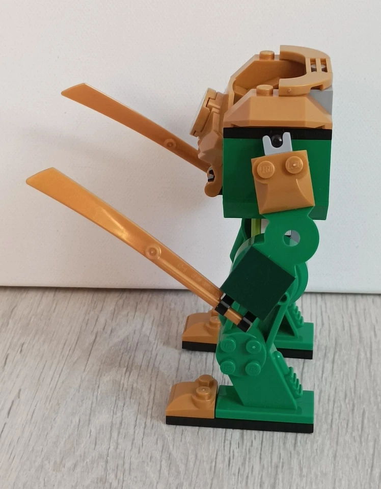 LEGO Ninjago 71757 Lloyd's Ninja Mech, photo 3 sur 5