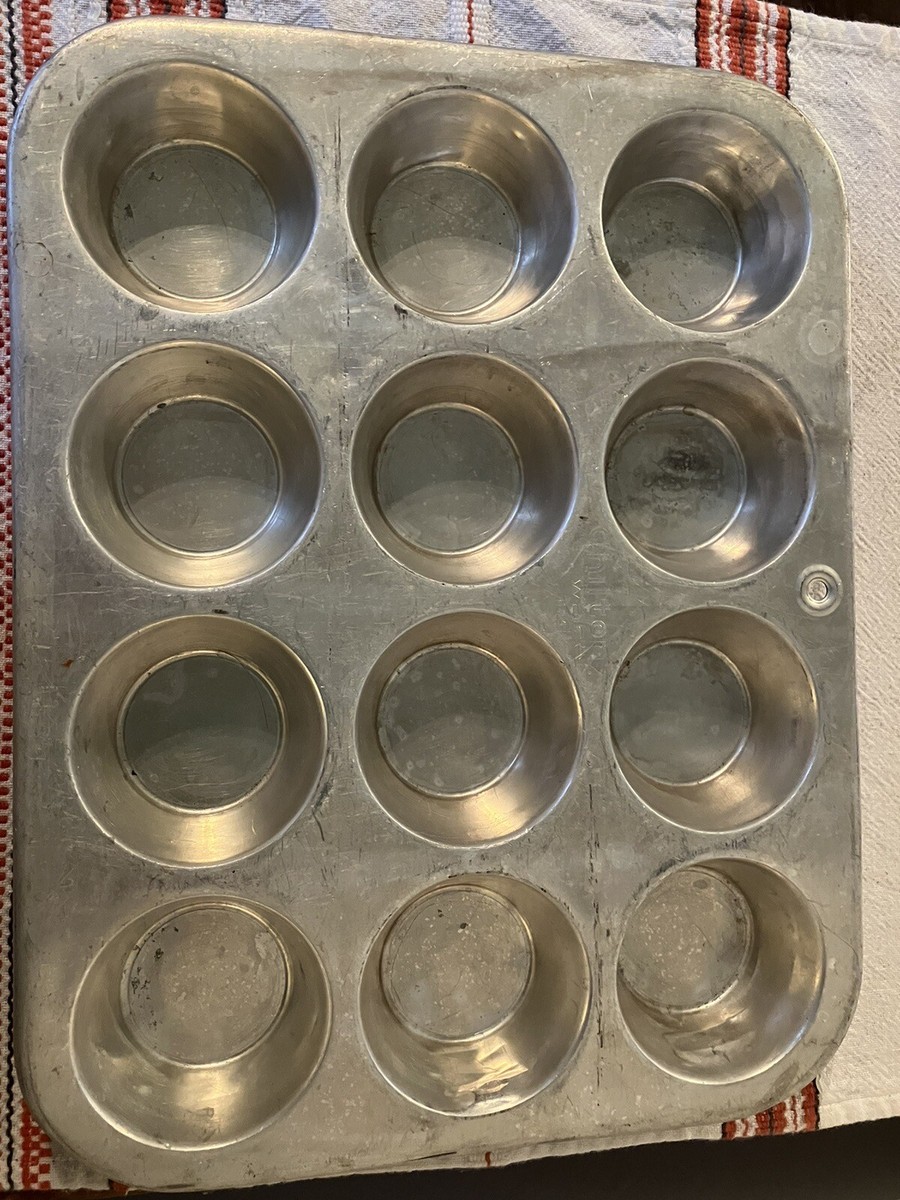 Vintage Chilton Ware 604-1 Muffin 12 Hole Cupcake Pan x