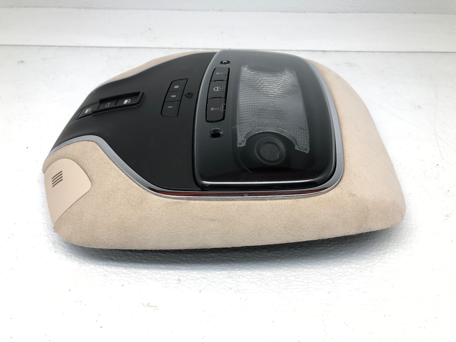 2014-2017 MASERATI QUATTROPORTE FRONT OVERHEAD DOME LIGHT LAMP OEM.