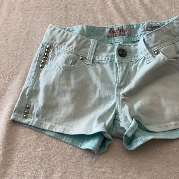 DayTrip Shorts Womens 26 Capricorn Blue Green Studded Western Low Rise Denim - Image 4 of 4