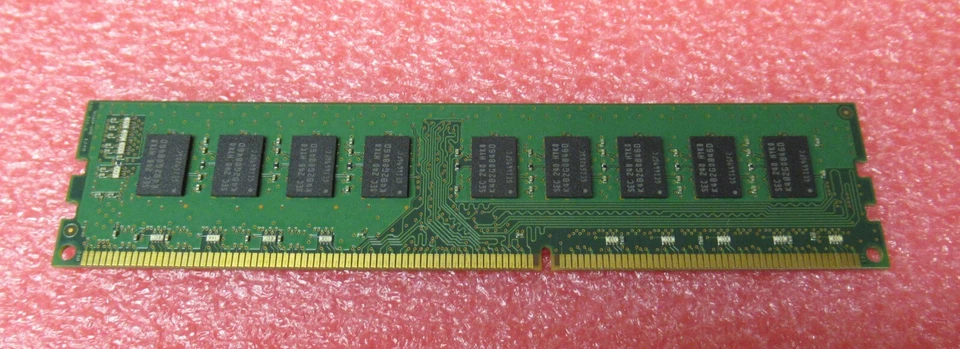 4GB Samsung M391B5273DH0-YK0 PC3-12800E UBDIMM 2Rx8 DDR3 ECC Server Memorye - Image 3 of 3