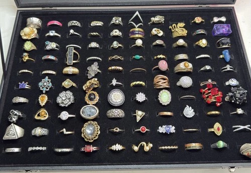 Vintage To Now Lot Of 100 Unique Fashion Costume Jewelry Rings As Pictured