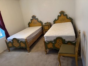 antique rococo bedroom set