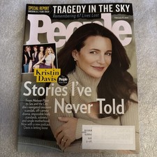 PEOPLE MAGAZINE February 17, 2025 D.C. PLANE CRASH 67 LIVES LOST Kristin Davis