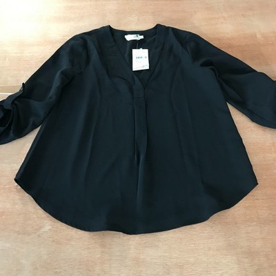 Everleigh Top Women MP Black V Neck Roll Tab Sleeve Oversize Hippie Boho