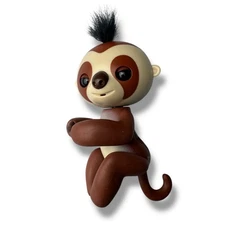 Fingerlings Brown SLOTH 5" Electronic Toy - Used