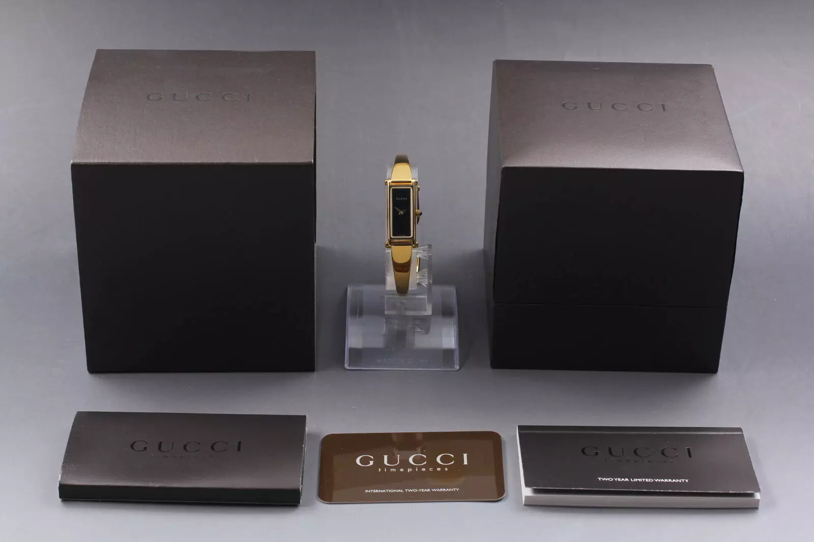 Bracelet vintage [N comme neuf boîte papier] GUCCI 1500L cadran noir Qz femmes du JAPON