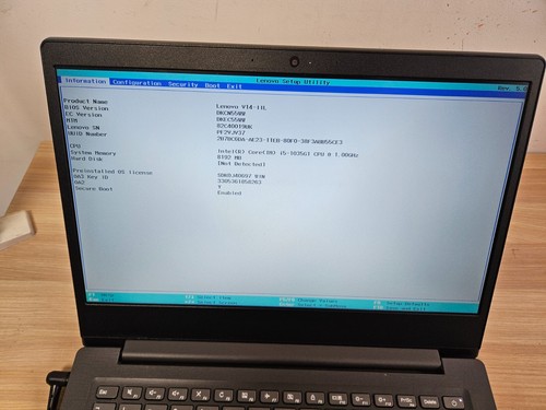 Lenovo V14-IIL - i5-1035G1 - 8 GB de RAM - Sin almacenamiento - Panel táctil defectuoso - Imagen 3 de 13