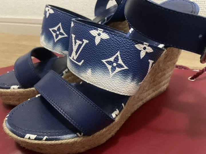 Louis Vuitton White Monogram Strap Sandals - Louis Vuitton