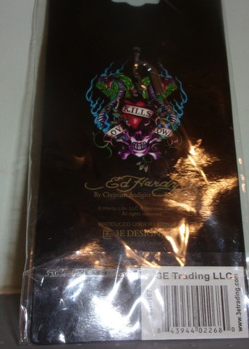 Ed Hardy LIFE Designs NEW CARD NEW YORK CITY EAGLE Keychain W/ Clasp GREAT GIFT - Picture 2 of 2