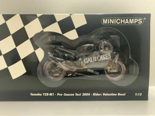 Altri modellini statici di veicoli rossi MINICHAMPS