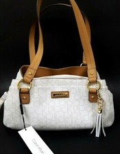 NEW CALVIN KLEIN OFF WHITE+BROWN TRIM LEATHERETTE,GOLD ACCENT,ZIP,SHOULDER BAG