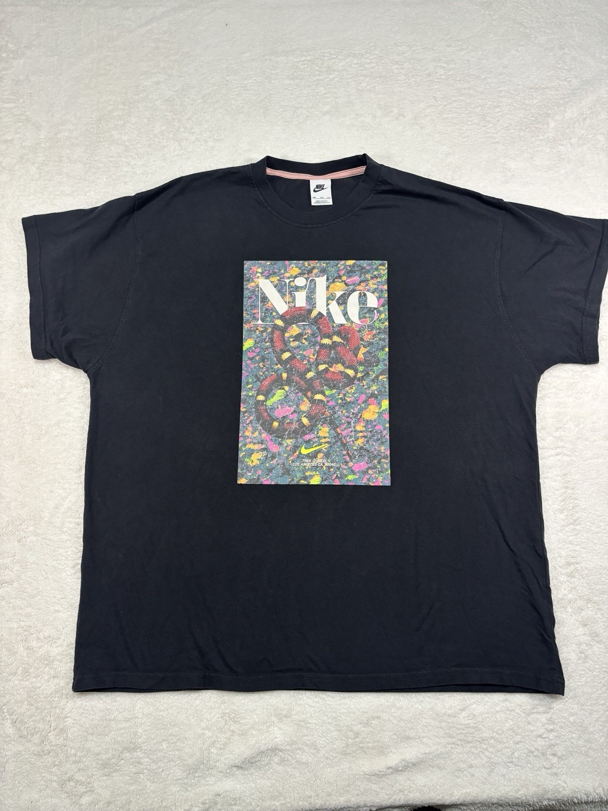 Nike Sportswear Snake Graphic Print T-Shirt Black DV0001 Men’s Size 2XL thumbnail 2