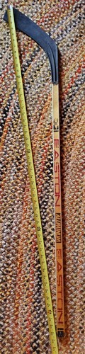 Vintage Easton HXP 4900 Aluminum Hockey Shaft With Plastic Hockey Blade