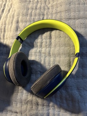 Beats Solo3 Wireless Over-Ear Bluetooth Headphones  A1796