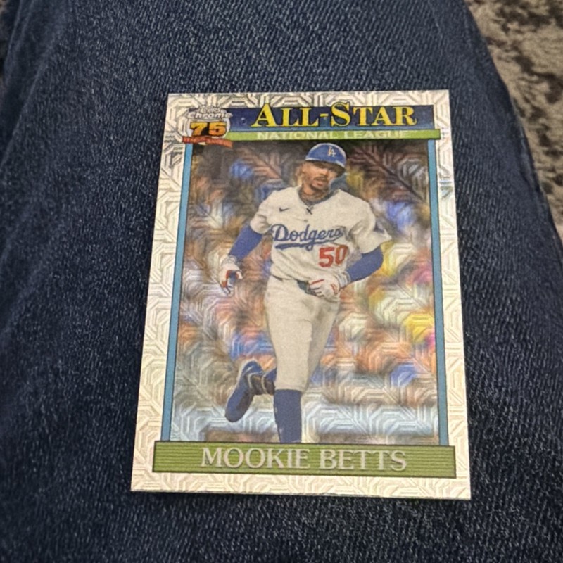 2026 Topps Series 2 Mookie Betts 1991 Chrome Silver Pack Mojo Parallel #91ASC-47