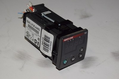 Watlow Temperature Controller Type IP65/4X/12 100-240V50/60Hz #207939-BE1