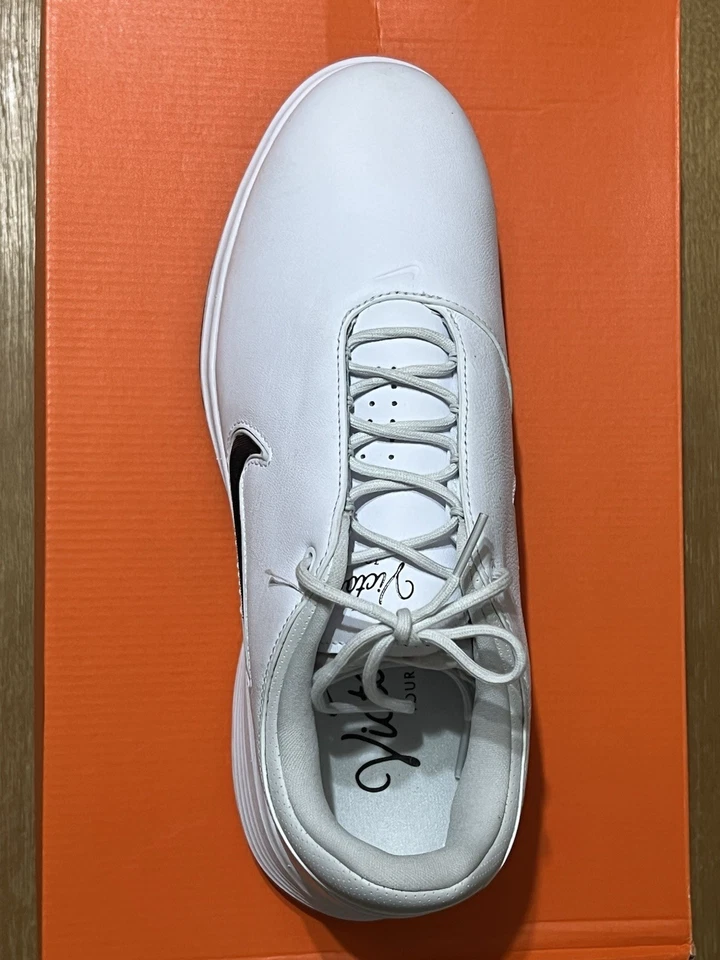 Zapatos de golf Nike Victory Tour 4 M10/W11.5 blancos/negros-polvo de fotones NUEVOS AGOTADOS Foto 3 de 4