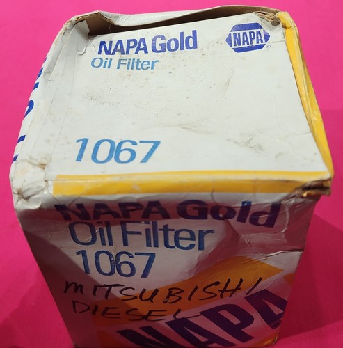NAPA1067 - NAPA Gold 1067 Oil Filter - New Old Stock - Picture 2 of 3