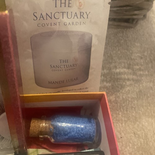 Birchbox Bundle Champneys Sanctuary 7th Heaven Max Factor Lipfinity Tatty Lashes - Picture 5 of 8