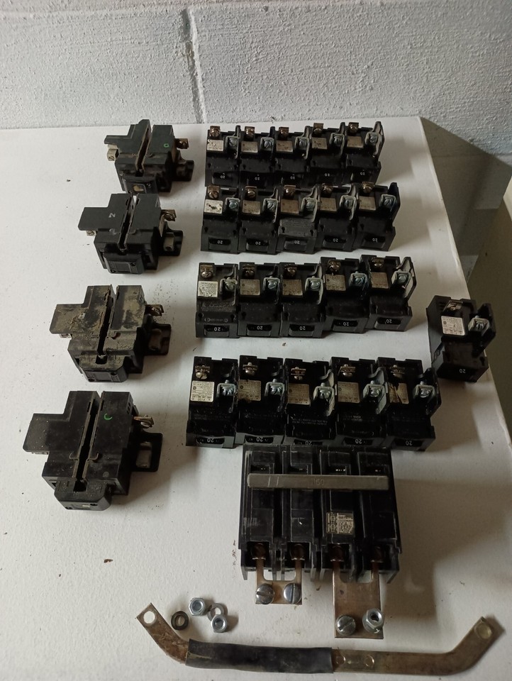 UBIP2020 Pushmatic Replacement. 20 Amp Tandem Single Pole Circuit Breaker UBIP2020 Pushmatic Replacement. 20 Amp Tandem Single Pole Circuit Breaker