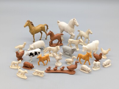 Vintage Rubber Plastic Cow pig Farm Animal Figures 60s 70s Lot of 26 