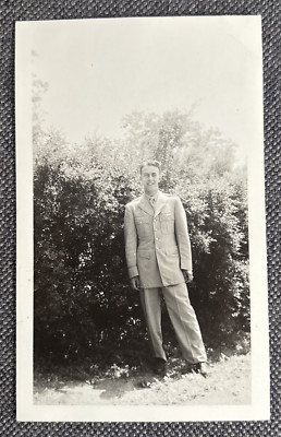 1945 Dapper Man In Handsome Suit Posing In The Garden Vintage Original Photo