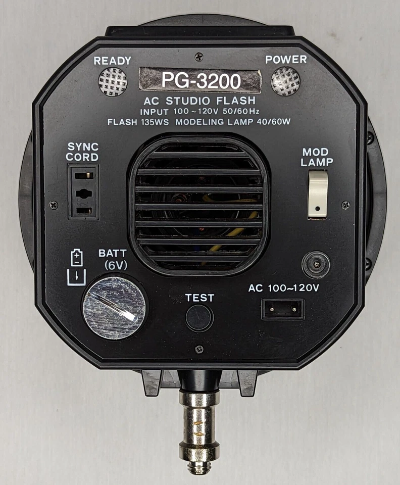 PG-3200 AC Studio Flash Modeling Lamp 100-120V With Cords - Tested and Works! - Image 2 of 4