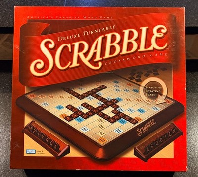 Vintage 2001 Deluxe Turntable Edition Scrabble Crossword Board Game, EXCELLENT !