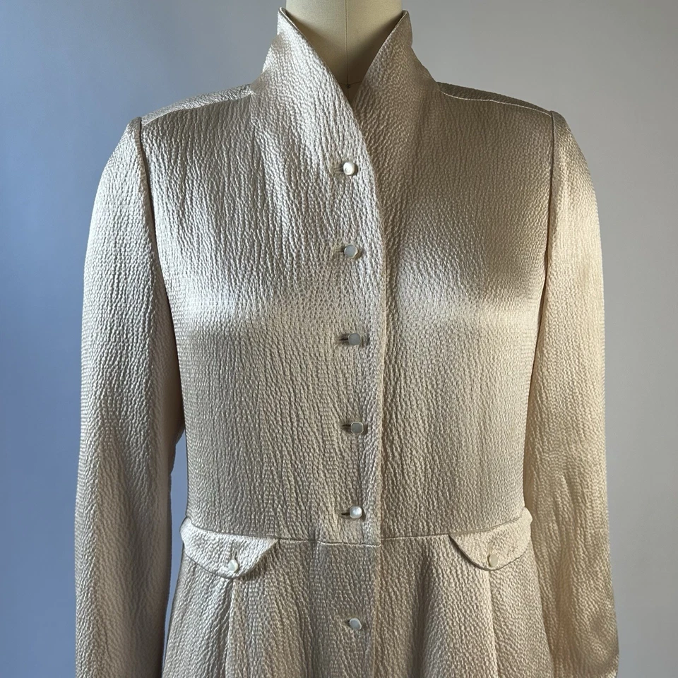 Vintage 80s Geoffrey Beene Ivory Hammered Satin Jumpsuit M - Image 4 of 4