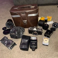Vintage Minolta XG-1 35mm Film Camera Lot With Case & Extras - Works  1979 Rare