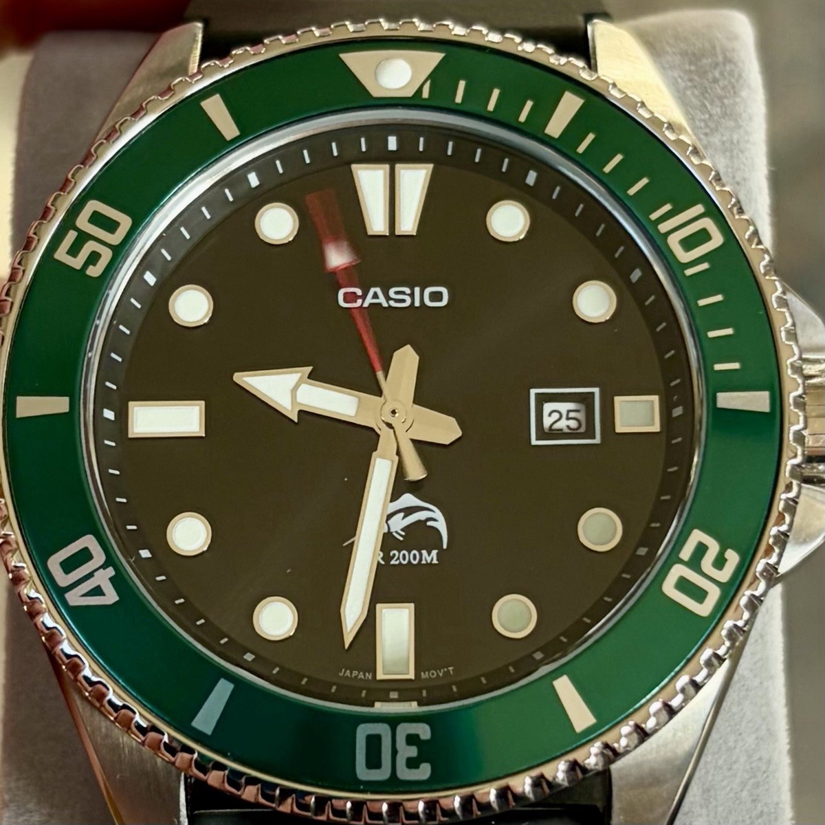 Casio MDV-106 