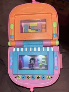 Mattel Pixel Chix Electronic Interactive Toy Pink Handbag Carry Case 2005 Pink