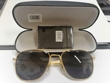 VINTAGE AMERICAN OPTICAL COMMAND USA PILOT AVIATOR SUNGLASSES W/CASE