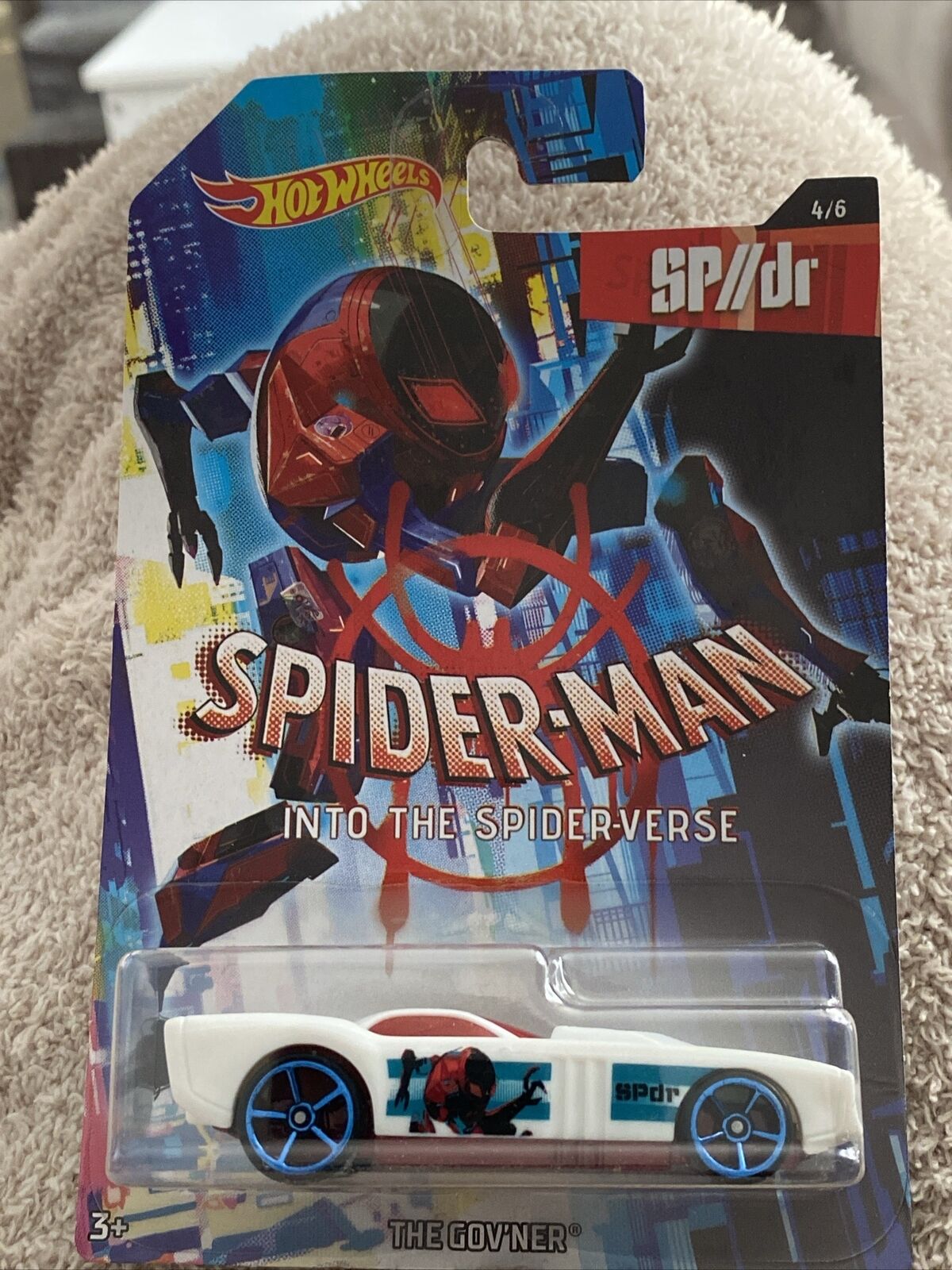 2019 HOT WHEELS SPIDER-MAN “INTO THE SPIDERVERSE” 4/6 THE GOV'NER WHITE
