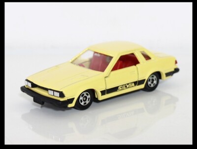 TOMY TL SILVIA 2000 ZSE-X ミニカー s-l400.jpg