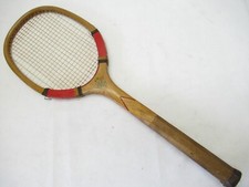 VINTAGE E. KENT "BEAUTY" WOODEN TENNIS RACQUET. ANTIQUE / DISPLAY