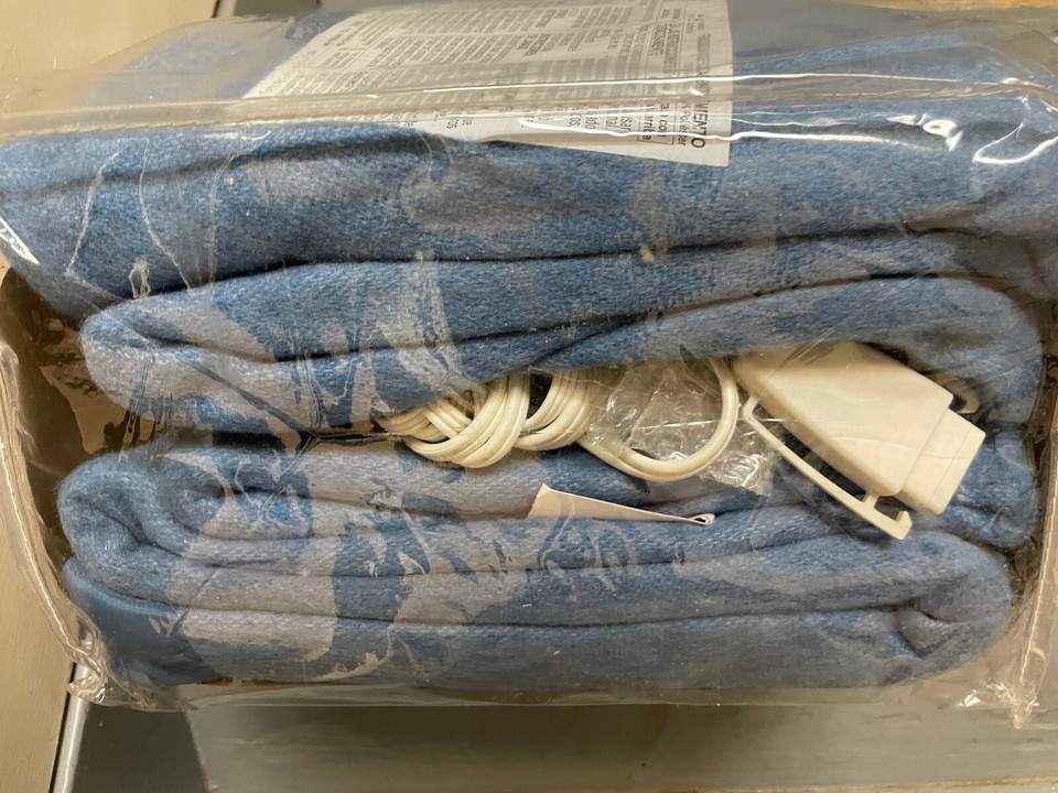 NIB Sunbeam Heated Blanket Dual Controls Full Size ThermoFine Warming