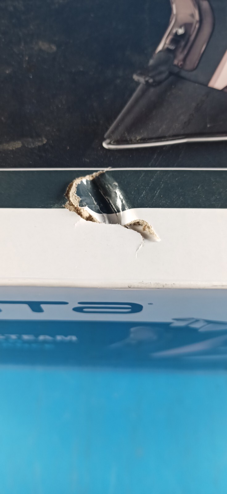 Rowenta DW24 Accessteam Cordreel Iron Auto Off 1725 watts 350 Steam Holes 