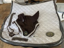 Horzehoods HH Unique White & Brown Trimmed Schabracke Numnah Diamanté Fliegenschleier L