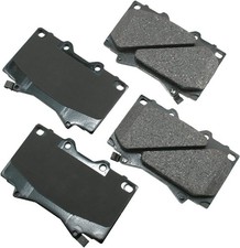 Front Disc Brake Pad Set AKEBONO ACT772 for Toyota