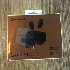 Hollyland LARK A1 2TX 1RX Wireless Lavalier Mic USB-C/Lightning iPhone